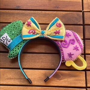 Alice In Wonderland Mickey Ears madhatter and tea cups